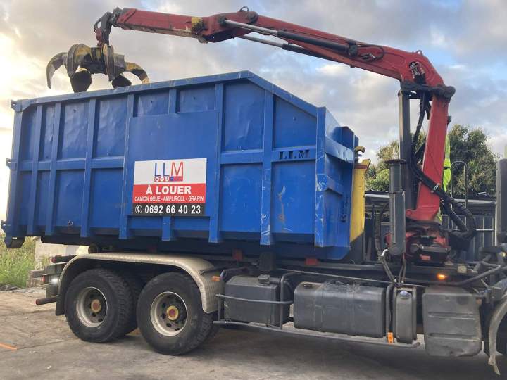 Location de camion grue-ampliroll avec grappin, La Réunion
